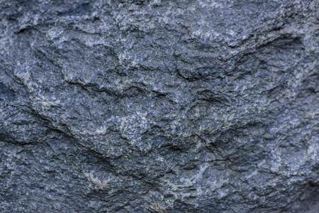Roca gris azulada de grano fino