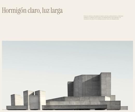 Fotografía de una fachada de hormigón y un párrafo de texto