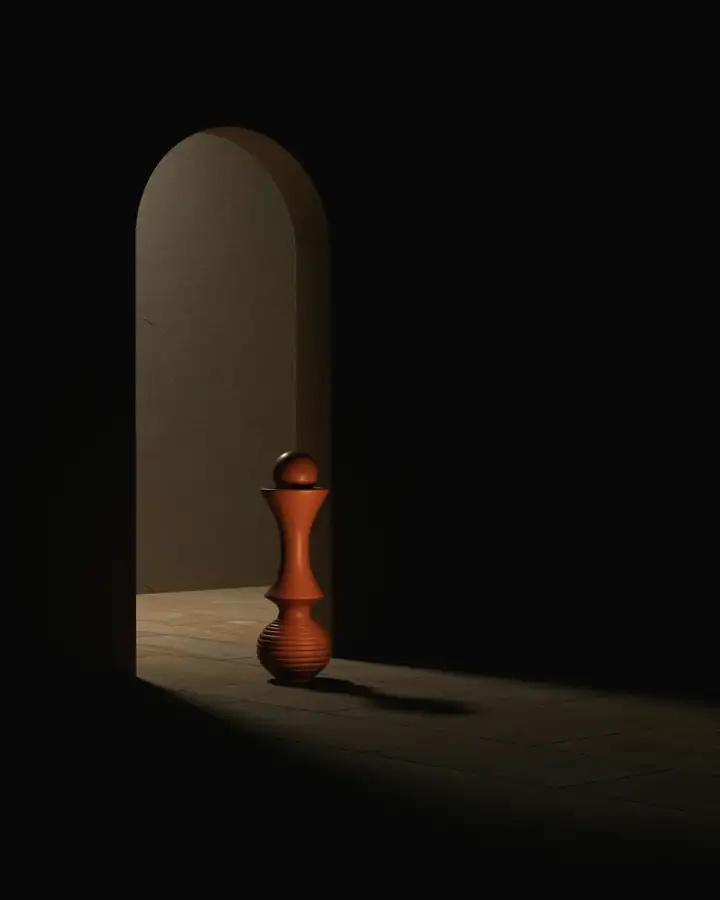 Pieza de cerámica en un arco, con una franja de luz