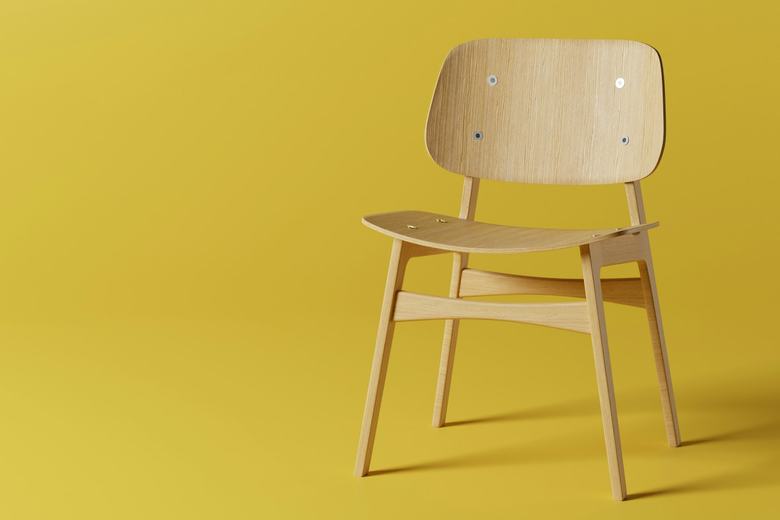 Mostaza, silla de roble